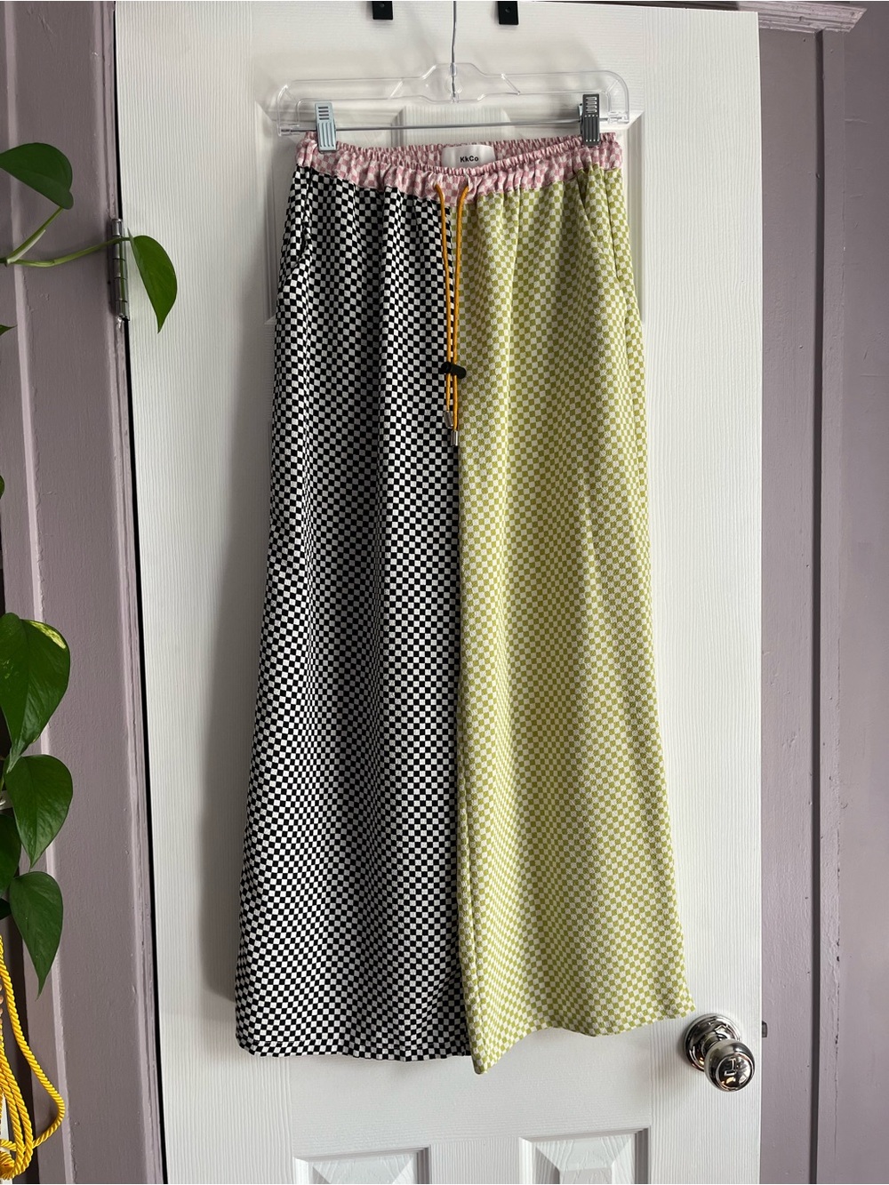 KkCo Women’s Checkerboard Wide-Leg Pants - Black & Light Green